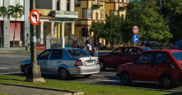 autos cuba e1735592920879