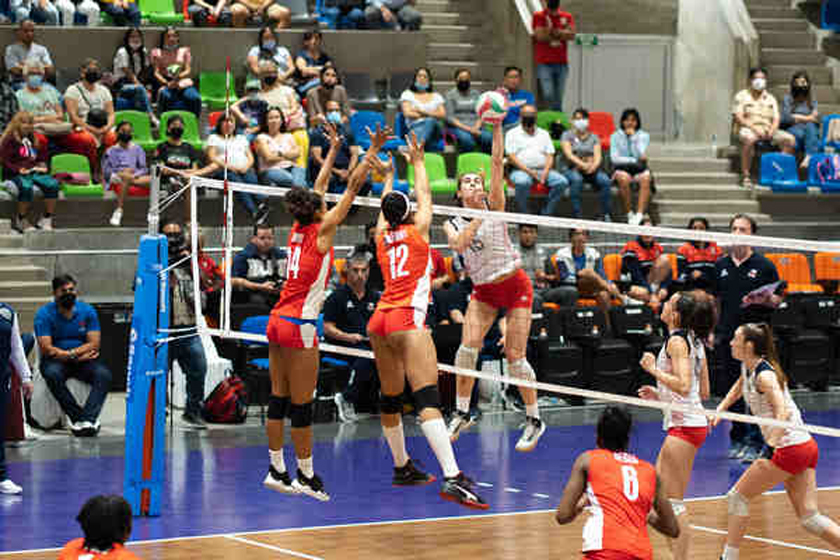 Voleibol: Cuba ante Perú 