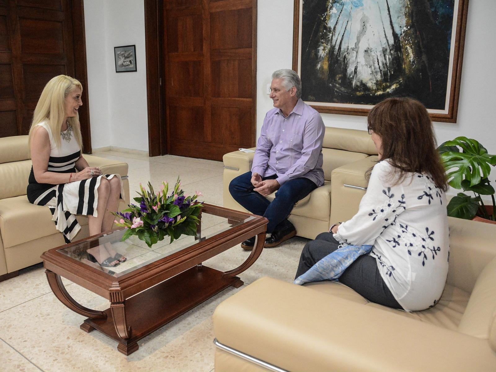 Recibió Díaz-Canel a activistas argentinas