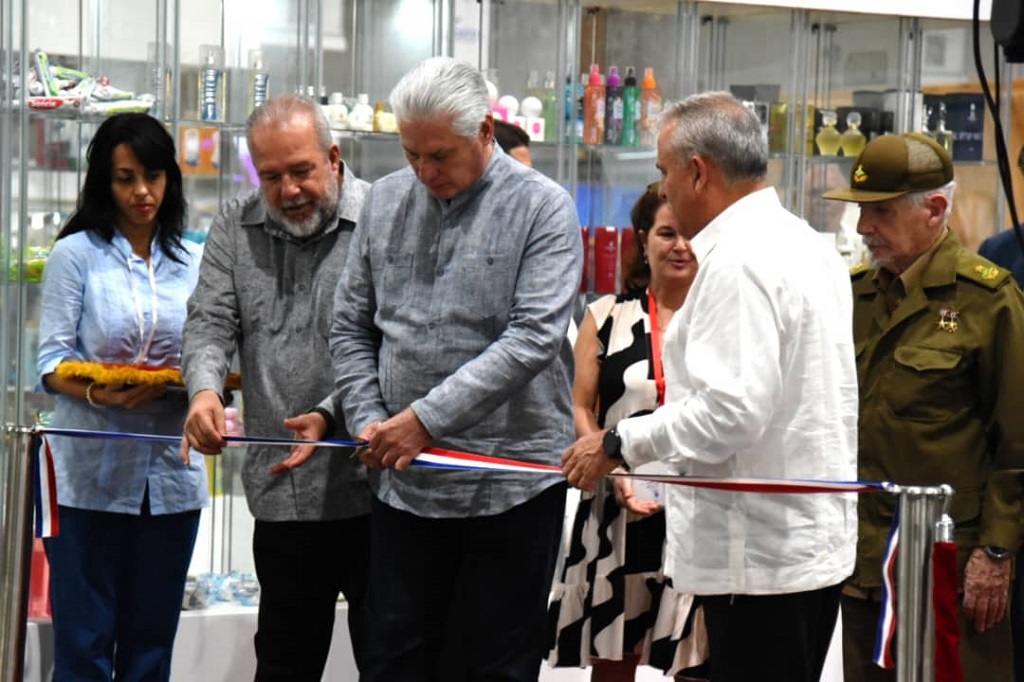 Presidente de Cuba inaugura feria expositiva de Cubaindustria