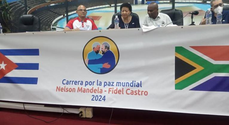 Efectuada en Cuba carrera Por la Paz Mundial