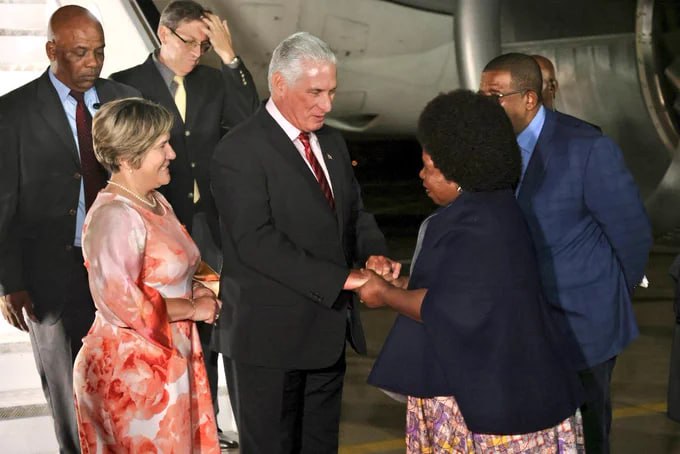 El Primer Secretario del Comité Central del Partido Comunista y Presidente de la República de Cuba, Miguel Díaz-Canel Bermúdez, está en Sudáfrica para asistir a la Cumbre de los BRICS que se desarrolla en esta ciudad africana. El mandatario arribó procedente de Angola, donde realizó una visita de Estado que inició el pasado domingo.