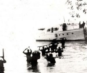 Desembarco del Granma, el 2 de diciembre de 1956, por Las Coloradas. Foto: Granma.