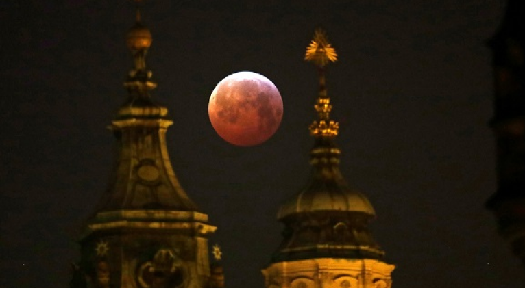 Versiones de la “luna de sangre” se podrán apreciar este año