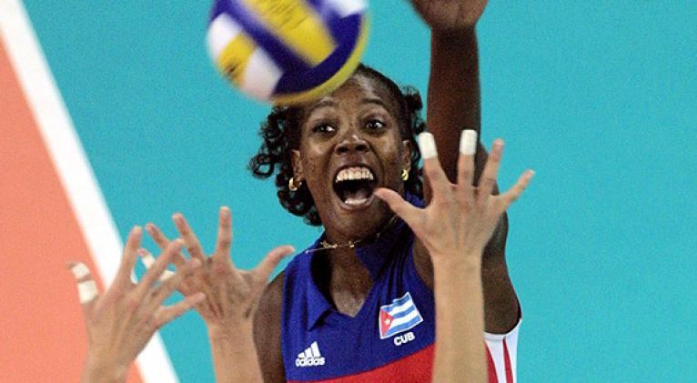 Regla Bell exaltada al Salón de la Fama del Voleibol