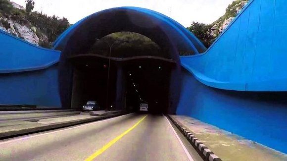 Túnel de la Bahía 