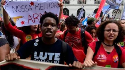 jóvenes_Lula