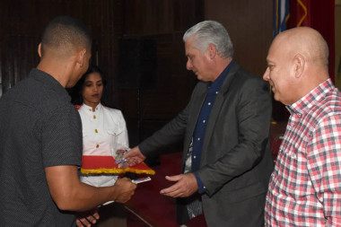  Miguel Díaz-Canel