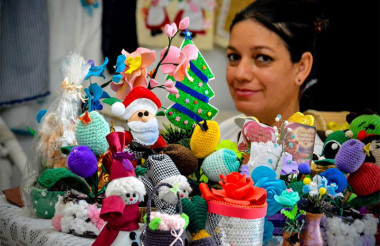 Academia fortalece formación de artesanas en Holguín